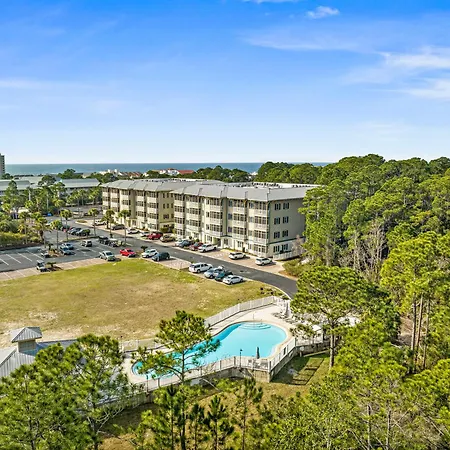 Remarkably Updated 3/2 In Seagrove Highlands - Gulf Views Sleeps 9!